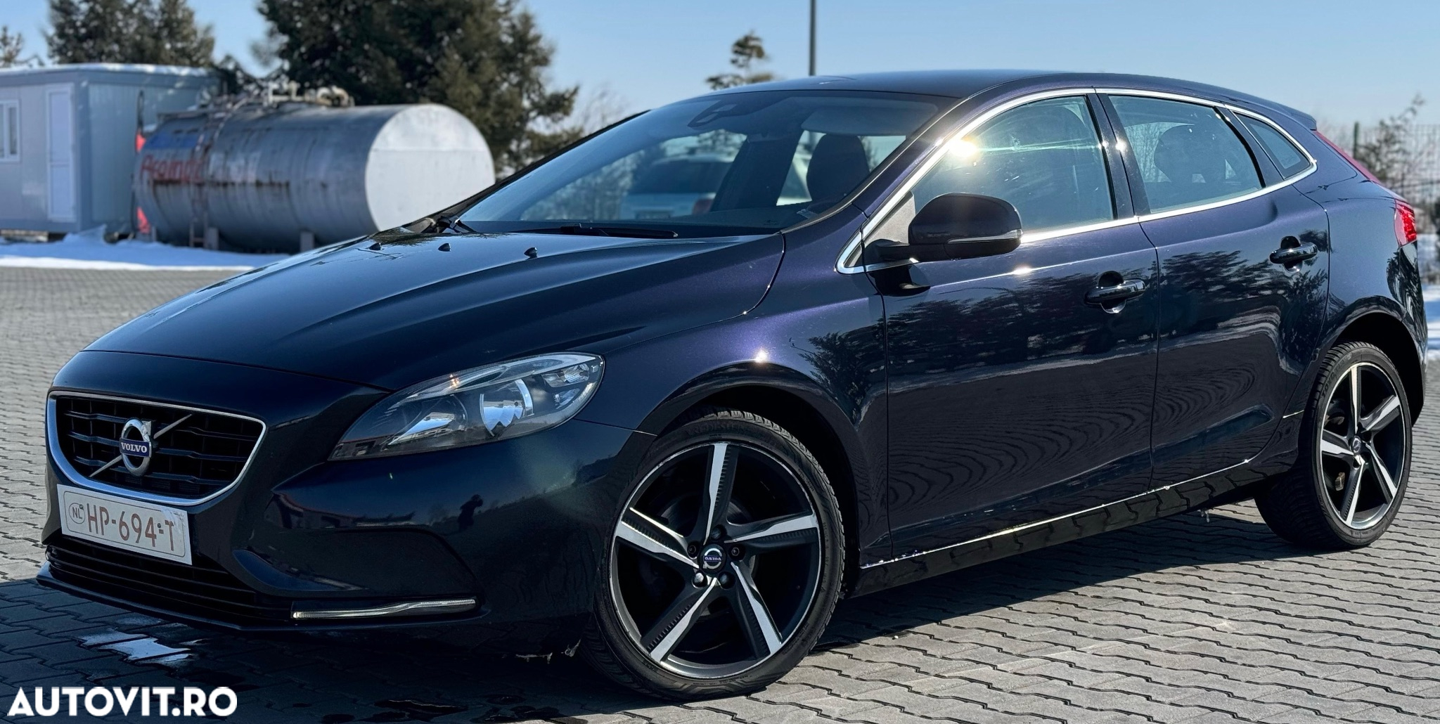 Volvo V40 D2 - 12
