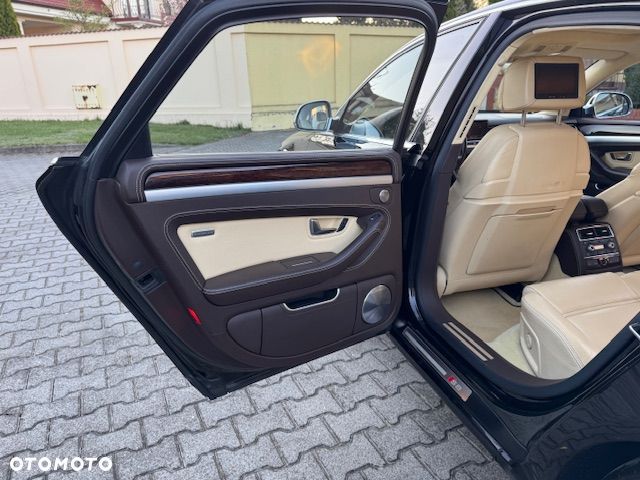 Audi S8 - 5