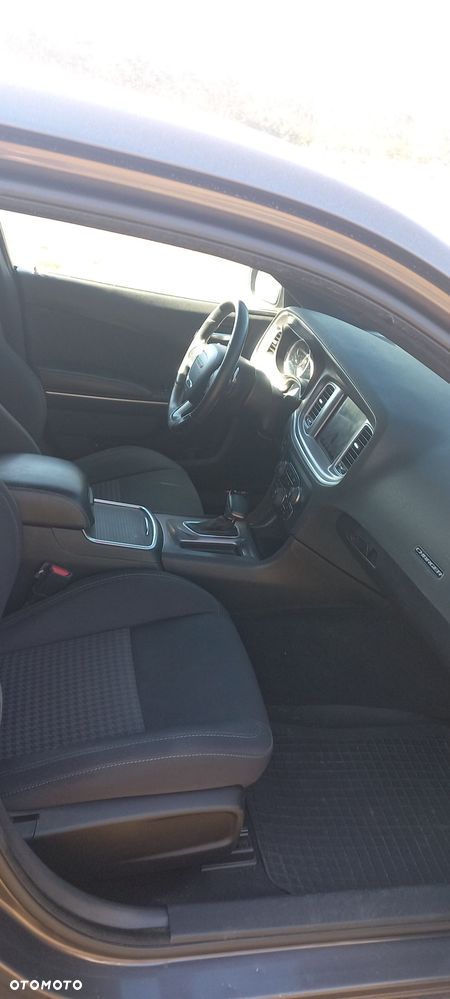 Dodge Charger 3.6 GT - 18