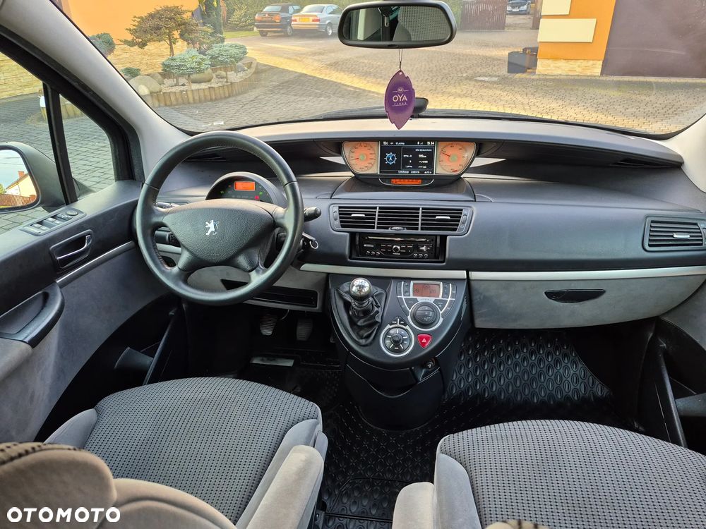 Peugeot 807 2.0 HDi Premium - 10