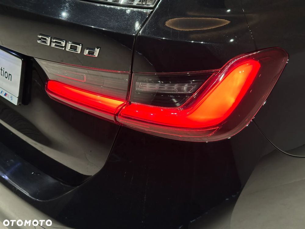 BMW Seria 3 320d xDrive Sport Line - 21