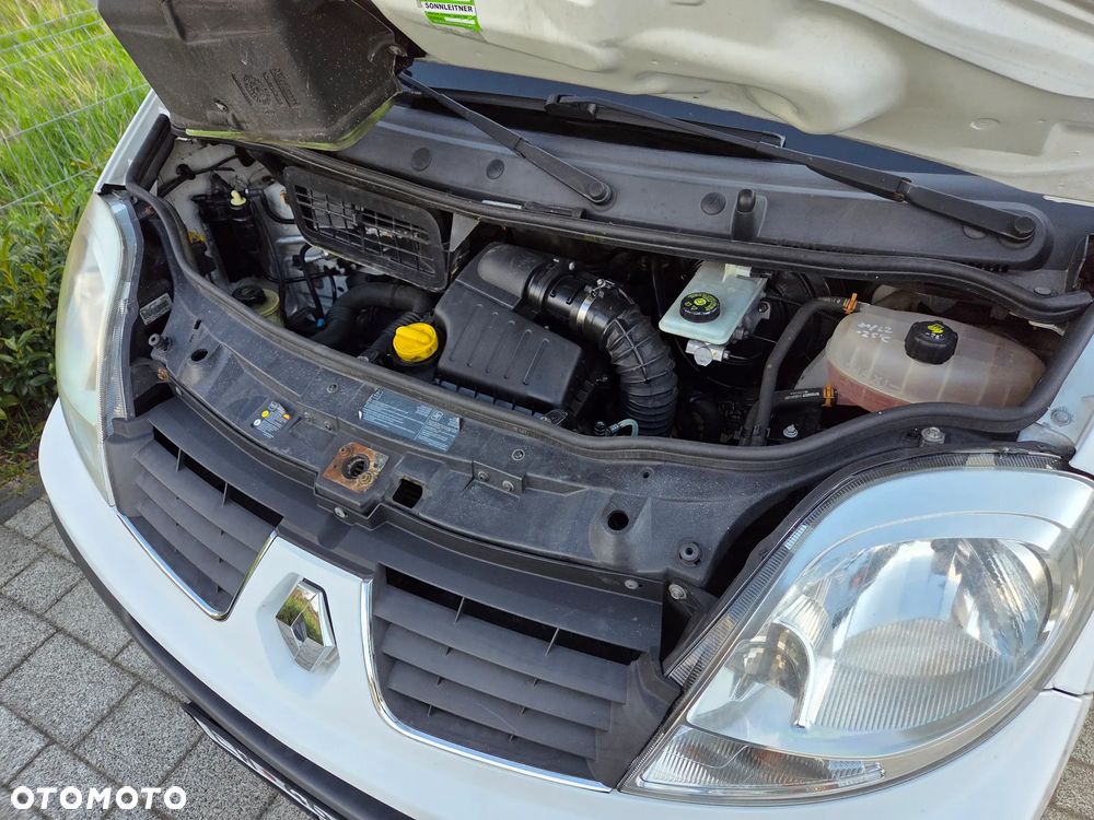 Renault TRAFIC - 10
