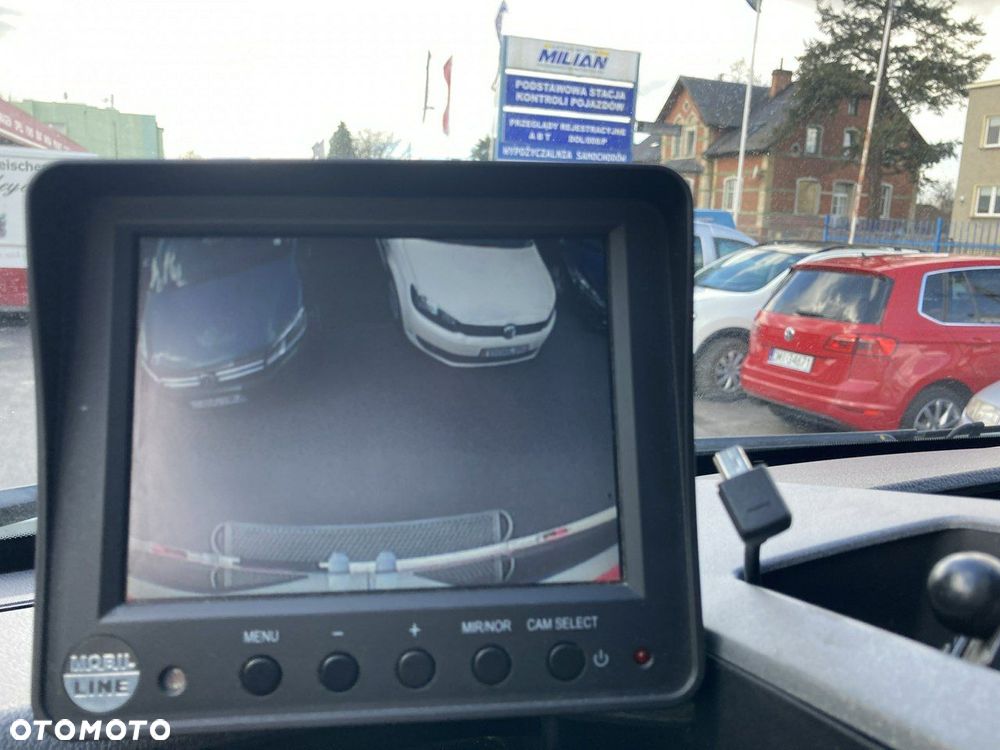 Mercedes-Benz Sprinter - 39