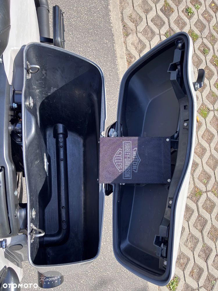 Harley-Davidson FLHS Electra Glide - 21