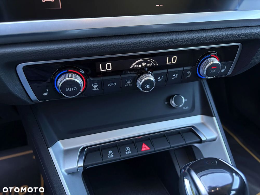 Audi Q3 35 TFSI S tronic - 29