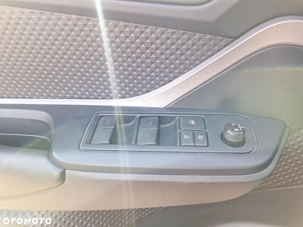 Toyota C-HR 1.8 Hybrid GPF Comfort - 18