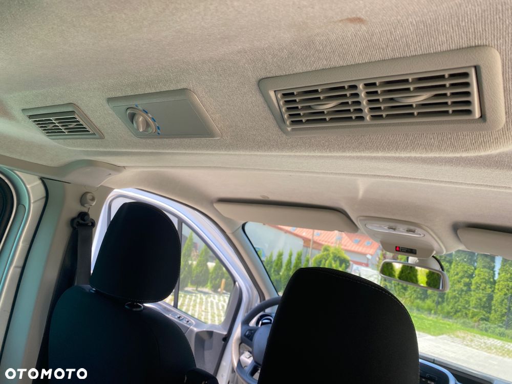 Renault Trafic - 15