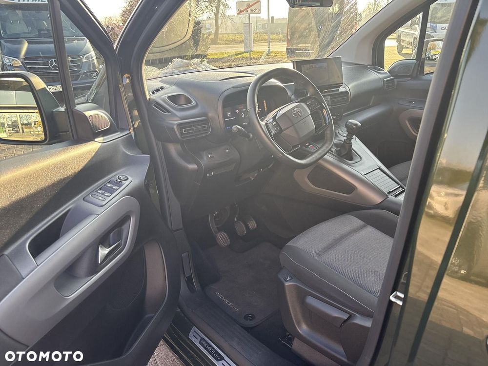 Toyota Proace City Verso 1.5 D-4D Family - 19