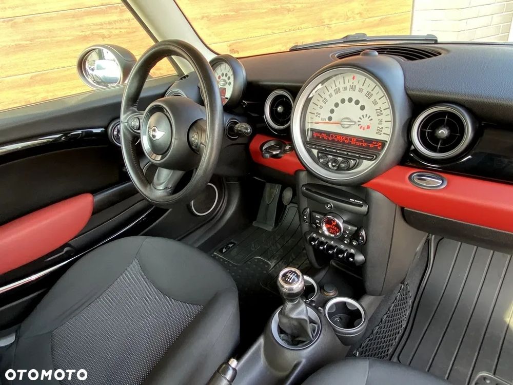 MINI ONE Standard - 33