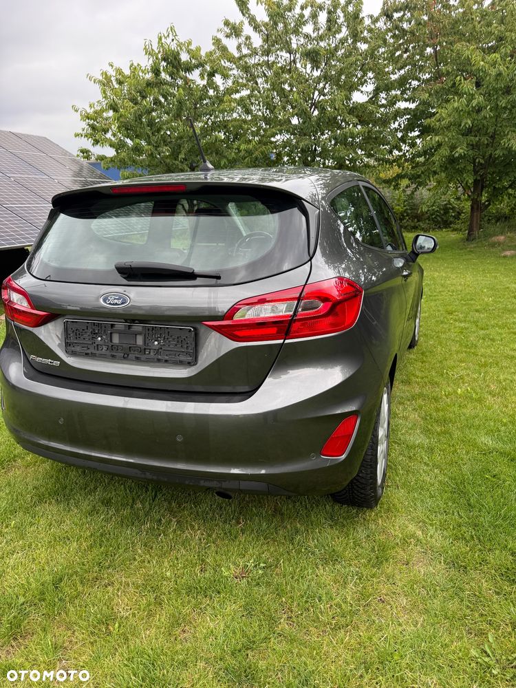 Ford Fiesta - 2