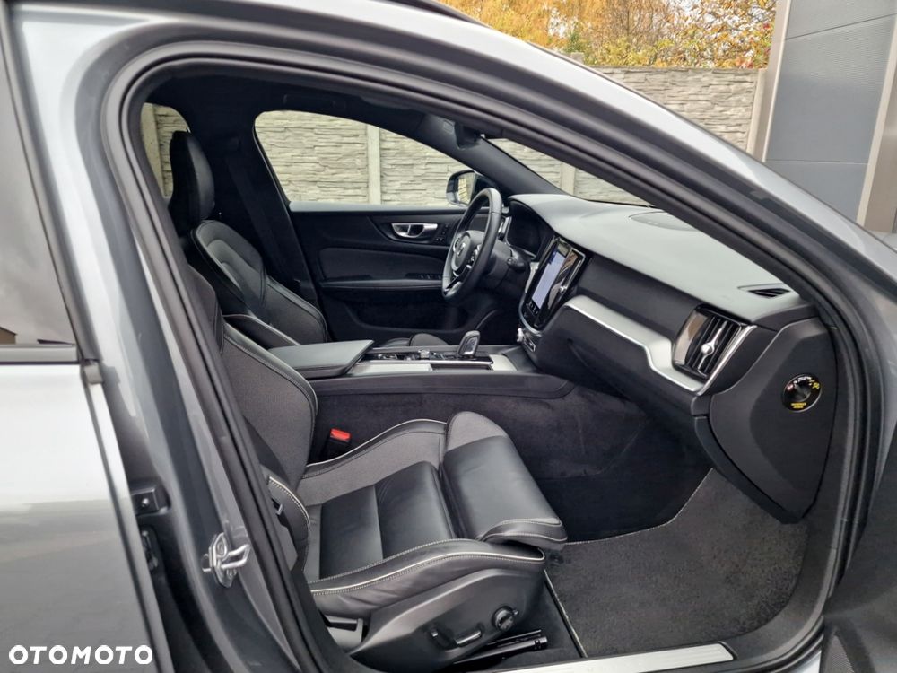 Volvo V60 B4 D Geartronic RDesign - 26