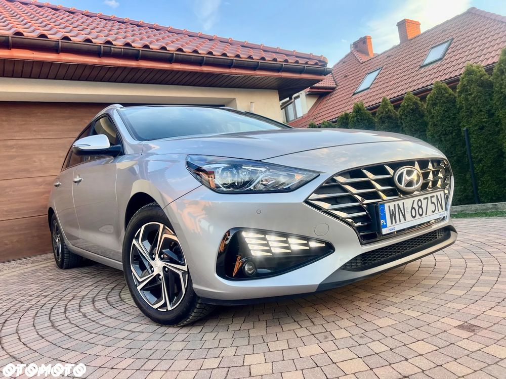 Hyundai i30 ver-1-6-d-comfort - 3