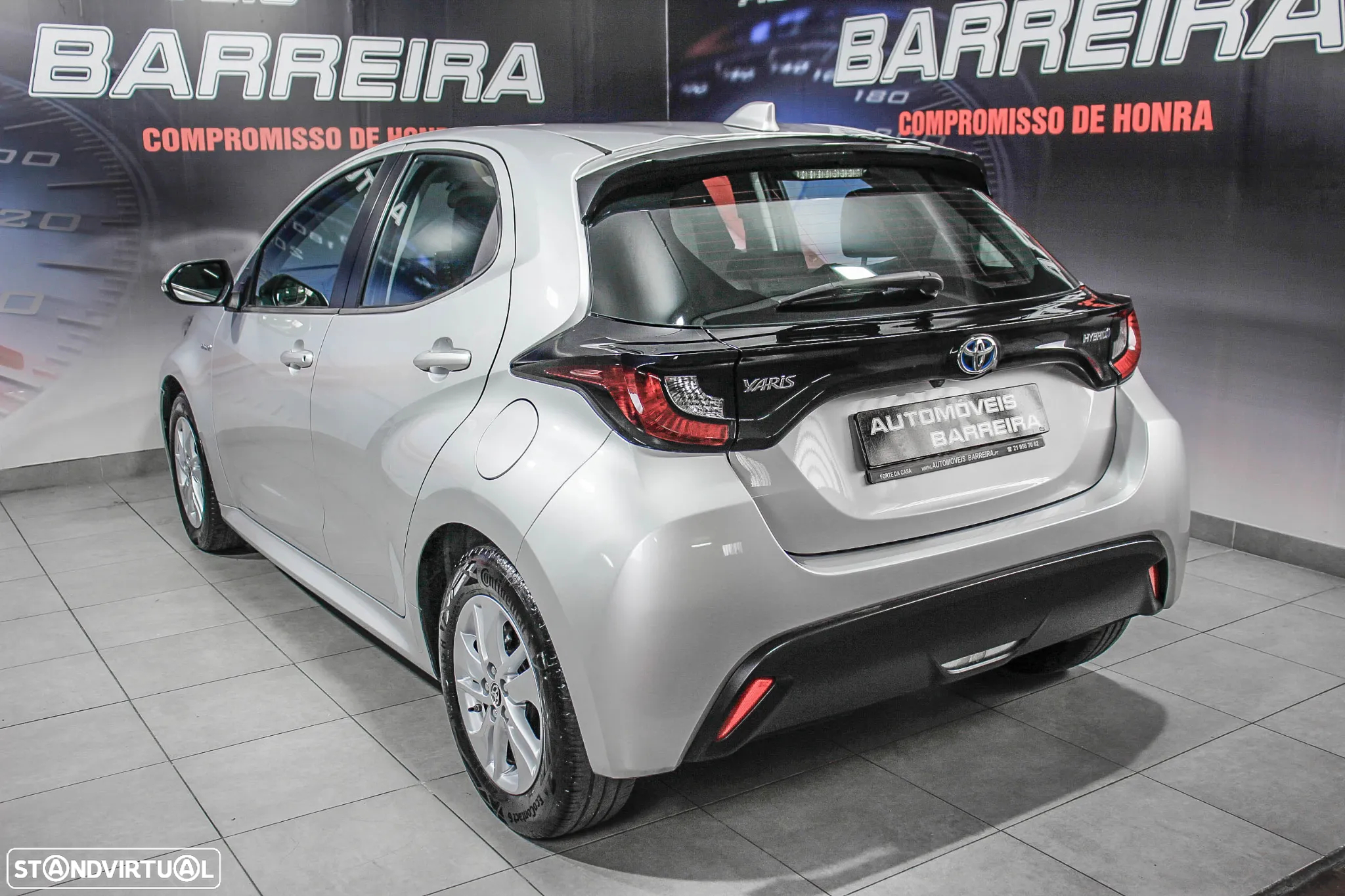 Toyota Yaris 1.5 HDF Comfort Plus - 31