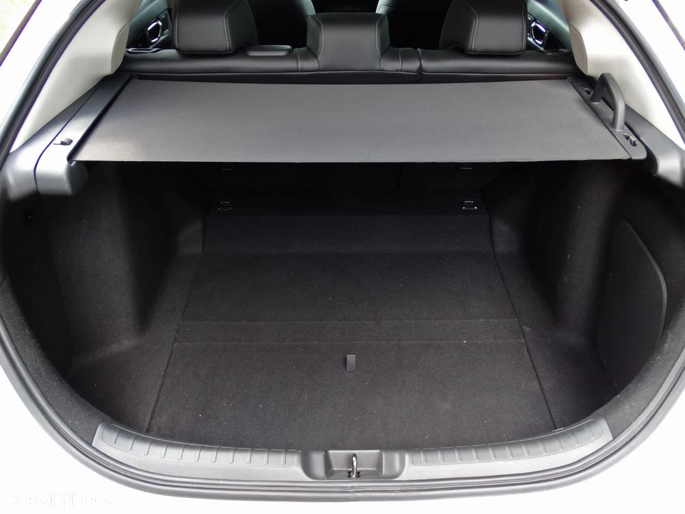 Honda Civic 2.0 i-MMD Advance BSI CVT - 21