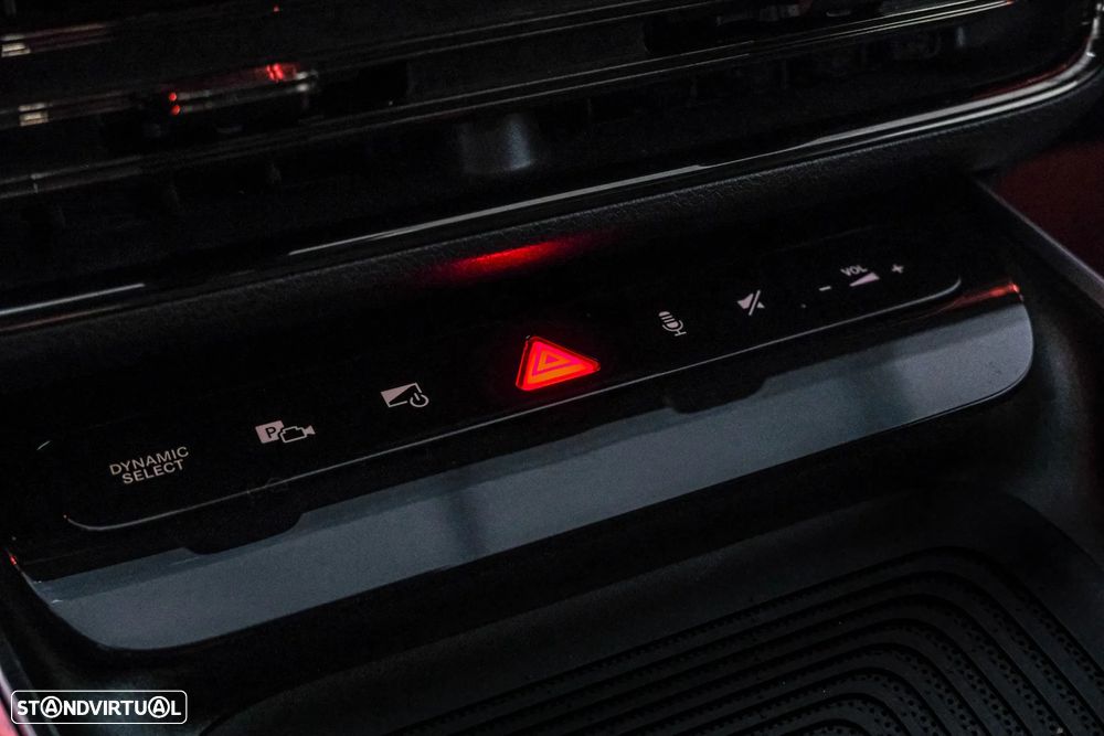 Mercedes-Benz CLA 250+ EQ - 41