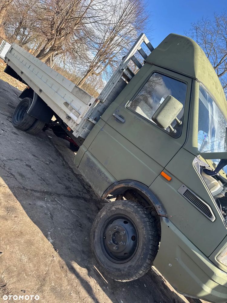 Iveco 35-10 na części - 3
