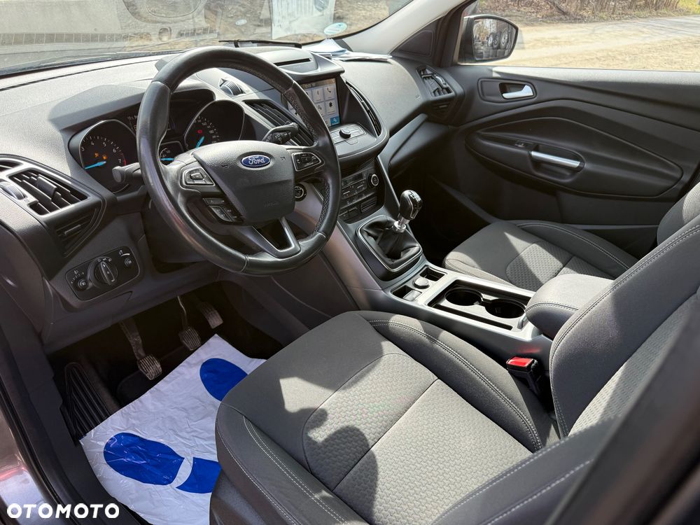 Ford Kuga - 14