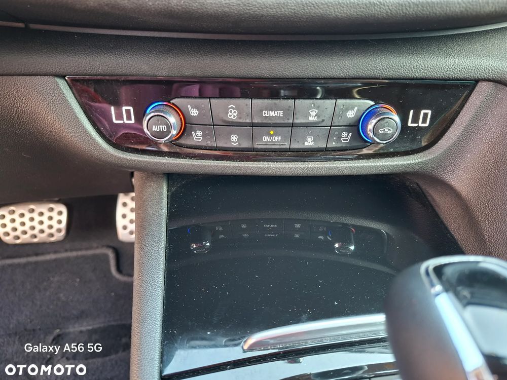 Opel Insignia - 30
