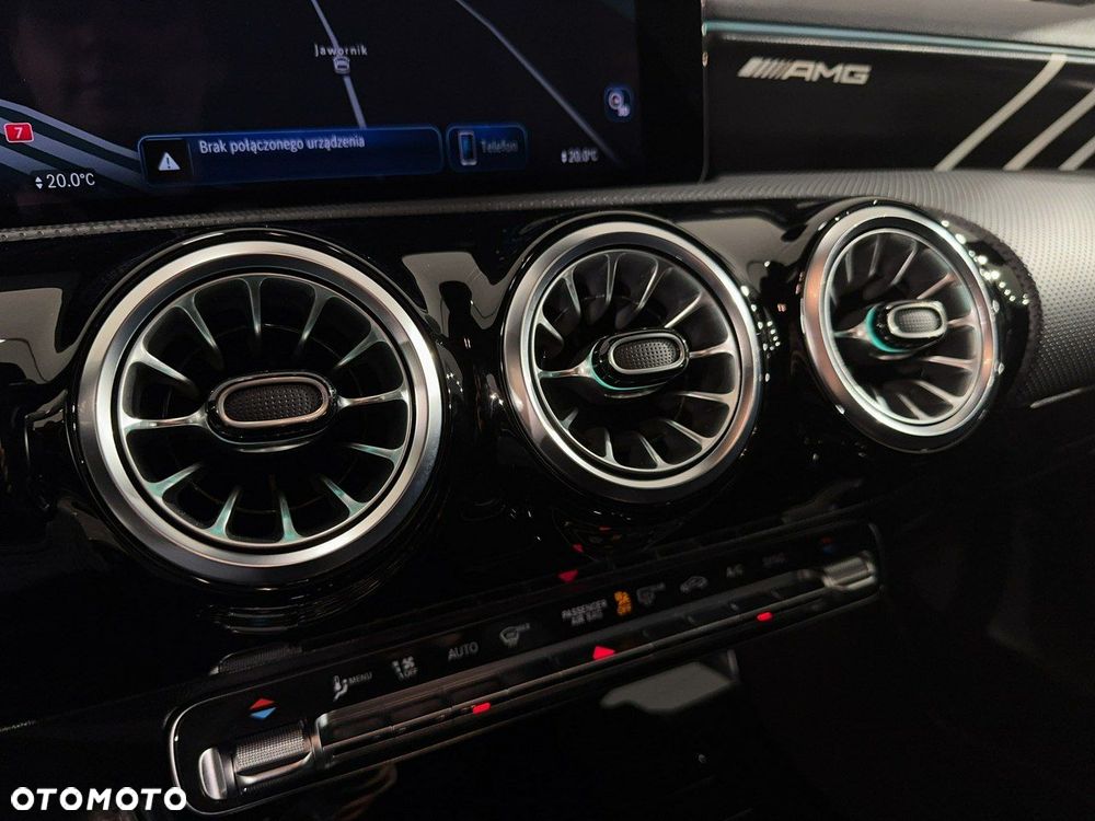 Mercedes-Benz Klasa A - 32