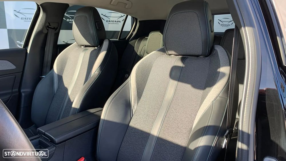 Peugeot 308 1.6 Hybrid Allure Pack e-EAT8 - 7