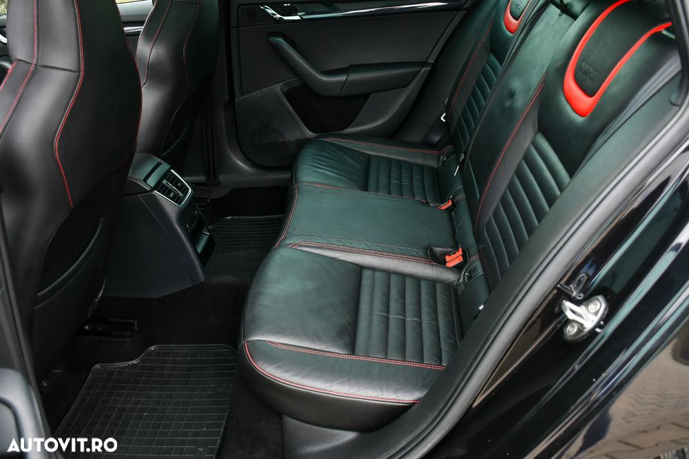 Skoda Octavia 2.0 TDI (Green tec) DSG RS - 29