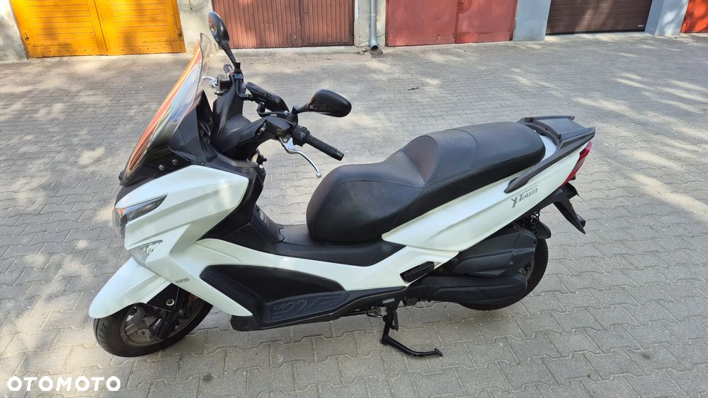 Kymco X-Town - 5