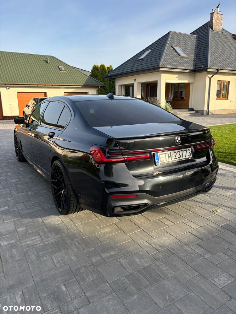 BMW Seria 7 740Li - 8