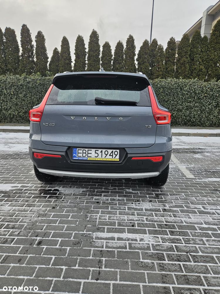 Volvo XC 40 T3 Momentum - 3