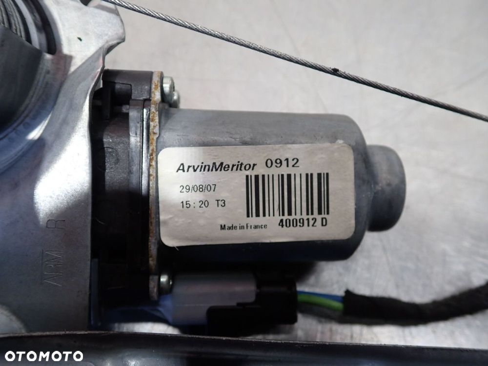 PODNOŚNIK SZYB PRAWY PRZÓD PEUGEOT 207  9681182280 - 5