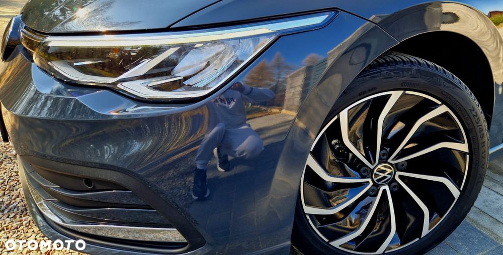 Volkswagen Golf - 10