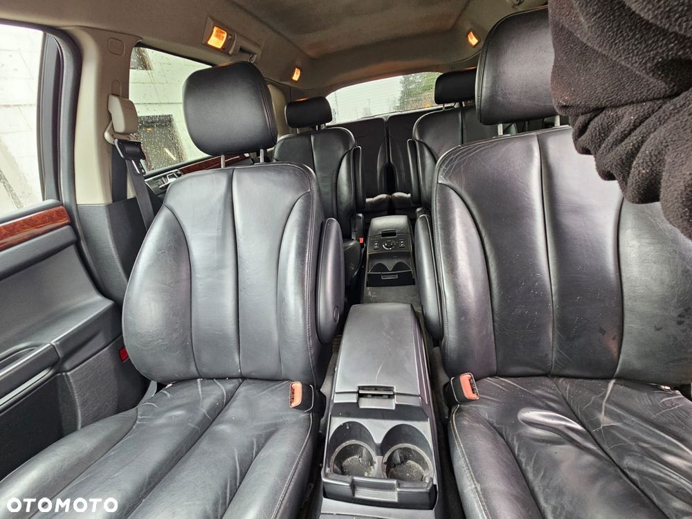Chrysler Pacifica - 12