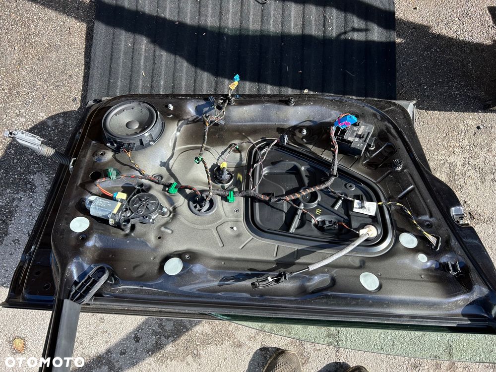 Volkswagen Golf VII sportsvan drzwi prawy przód - 11