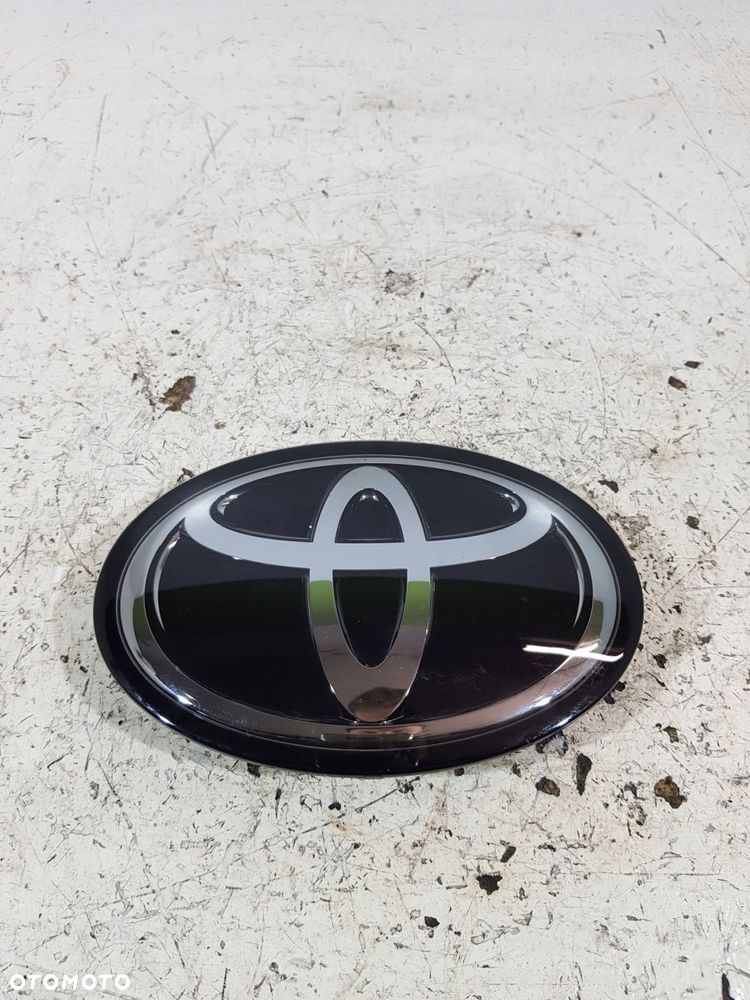 emblemat znaczek 90975-02124 toyota corolla xii e21 lift - 2