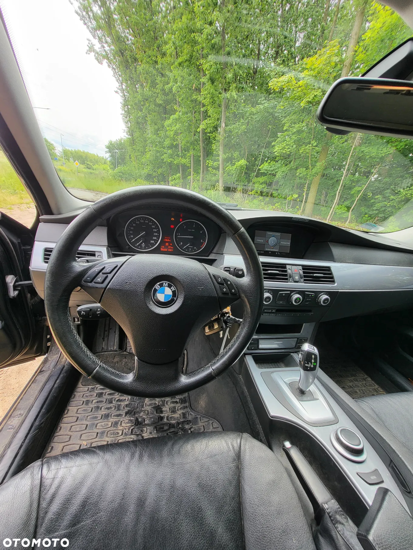 BMW Seria 5 520d Touring - 13