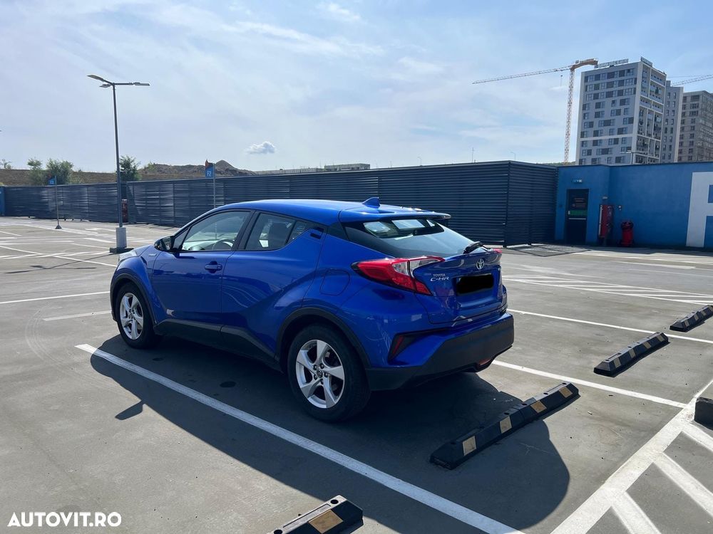 Toyota C-HR - 4
