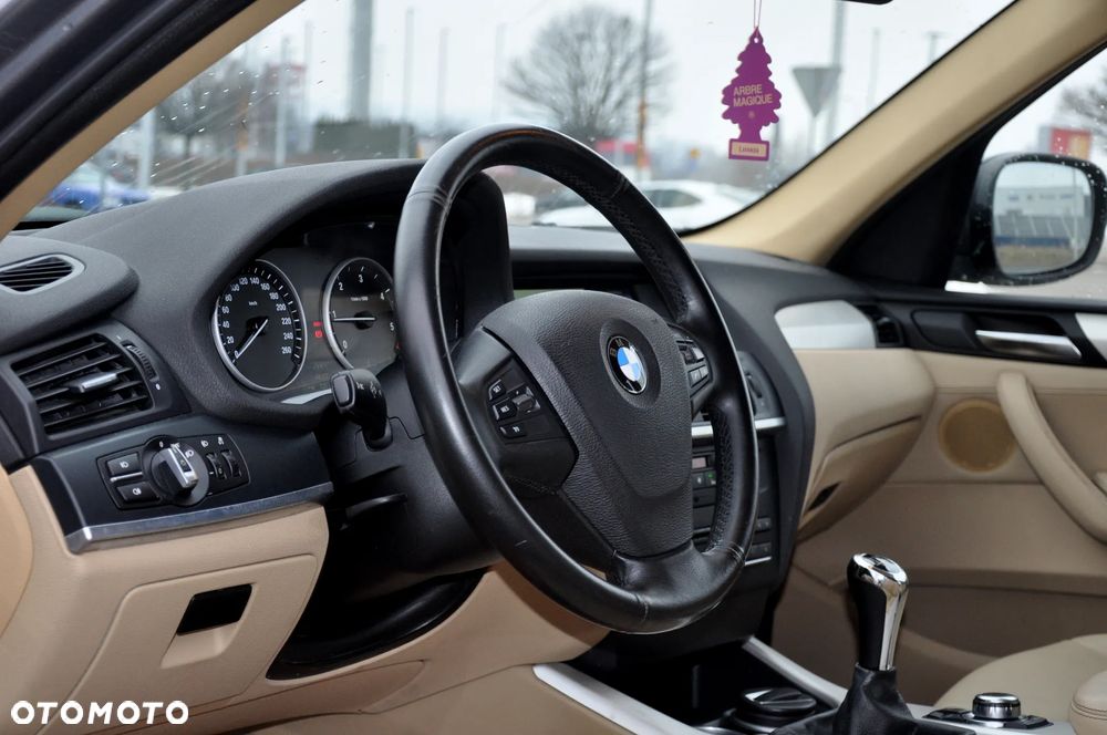 BMW X3 xDrive20d - 21