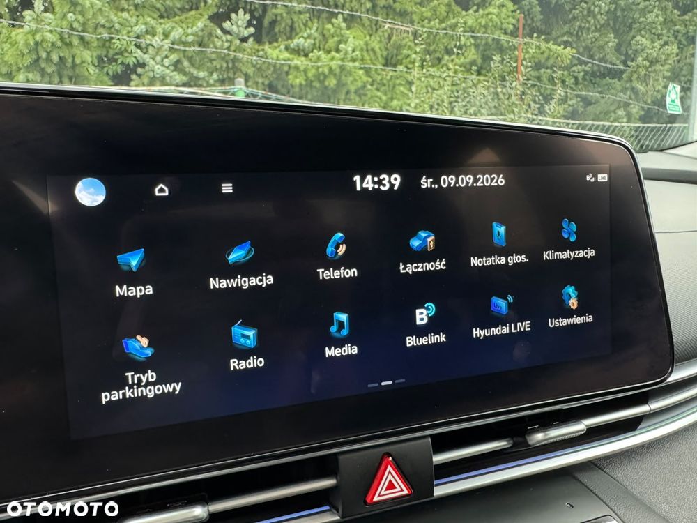 Hyundai Elantra 1.6 Executive CVT - 18