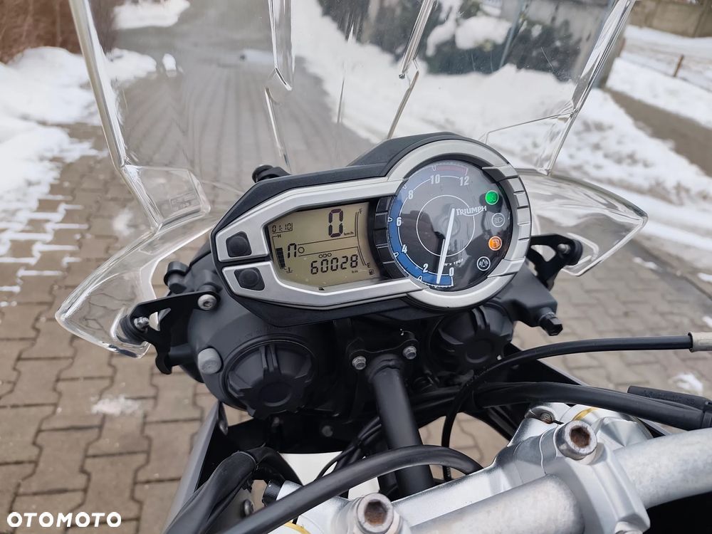 Triumph Tiger - 16