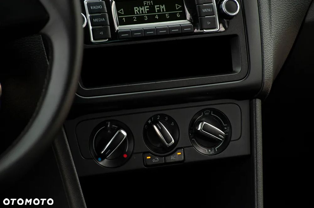 Volkswagen Polo 1.4 Style - 37