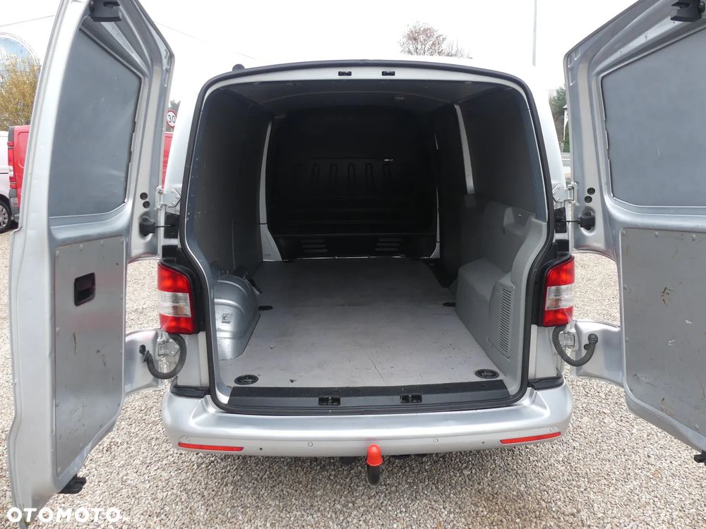 Volkswagen Transporter - 16