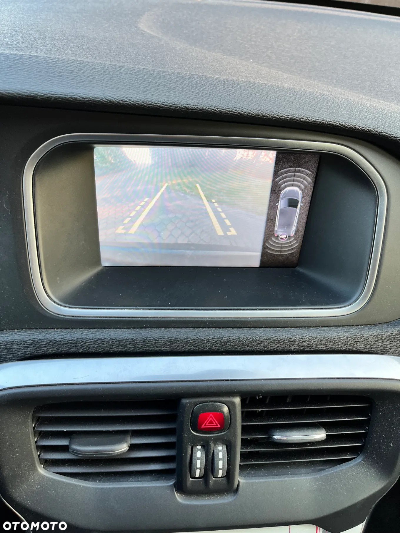 Volvo V40 - 11