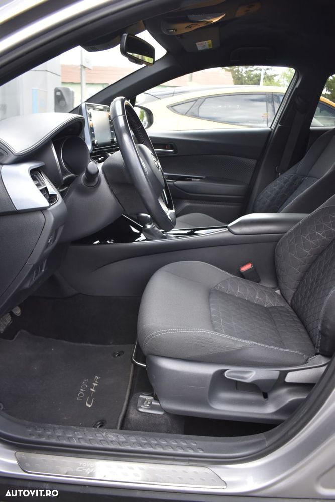 Toyota C-HR 2.0 HSD 184 CP 4x2 CVT C-lassy - 30