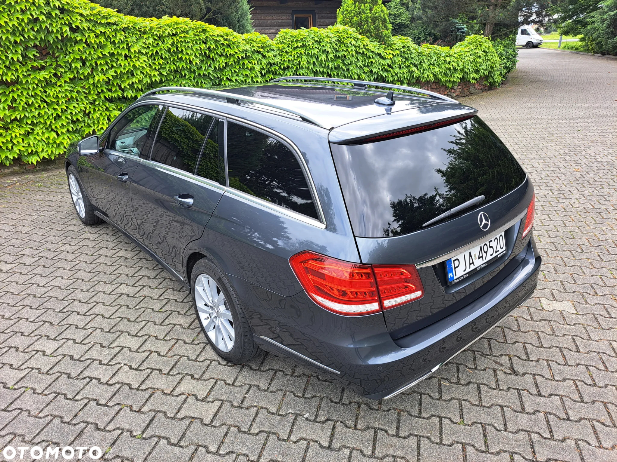 Mercedes-Benz Klasa E 350 T BlueTEC 7G-TRONIC Avantgarde - 21