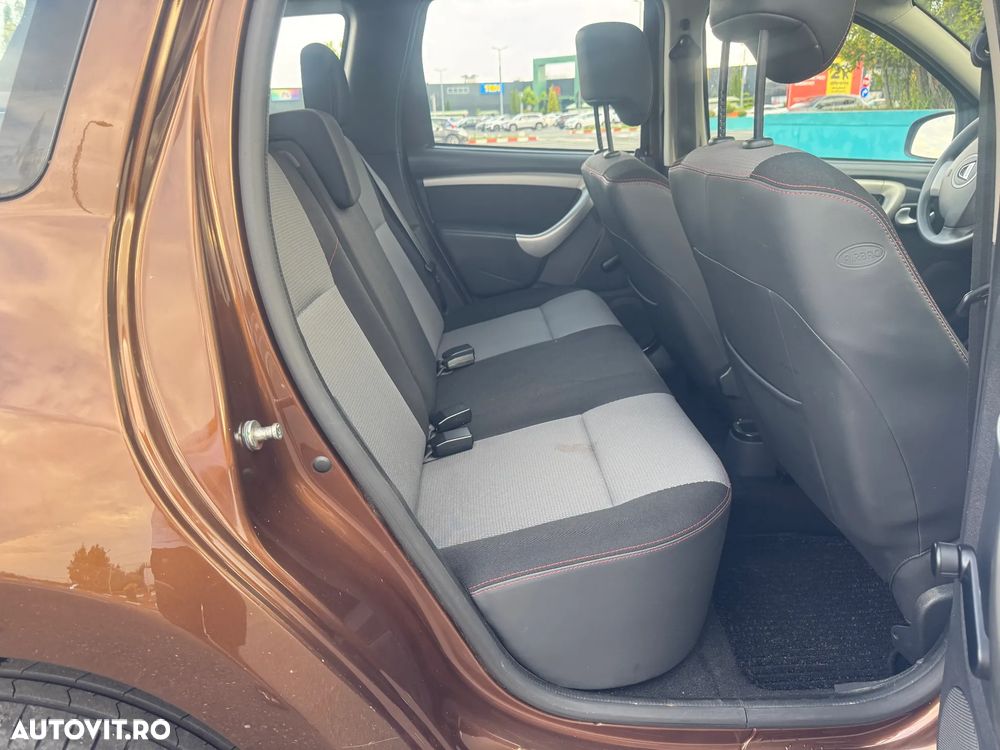 Dacia Duster 1.6 4x2 Prestige - 27