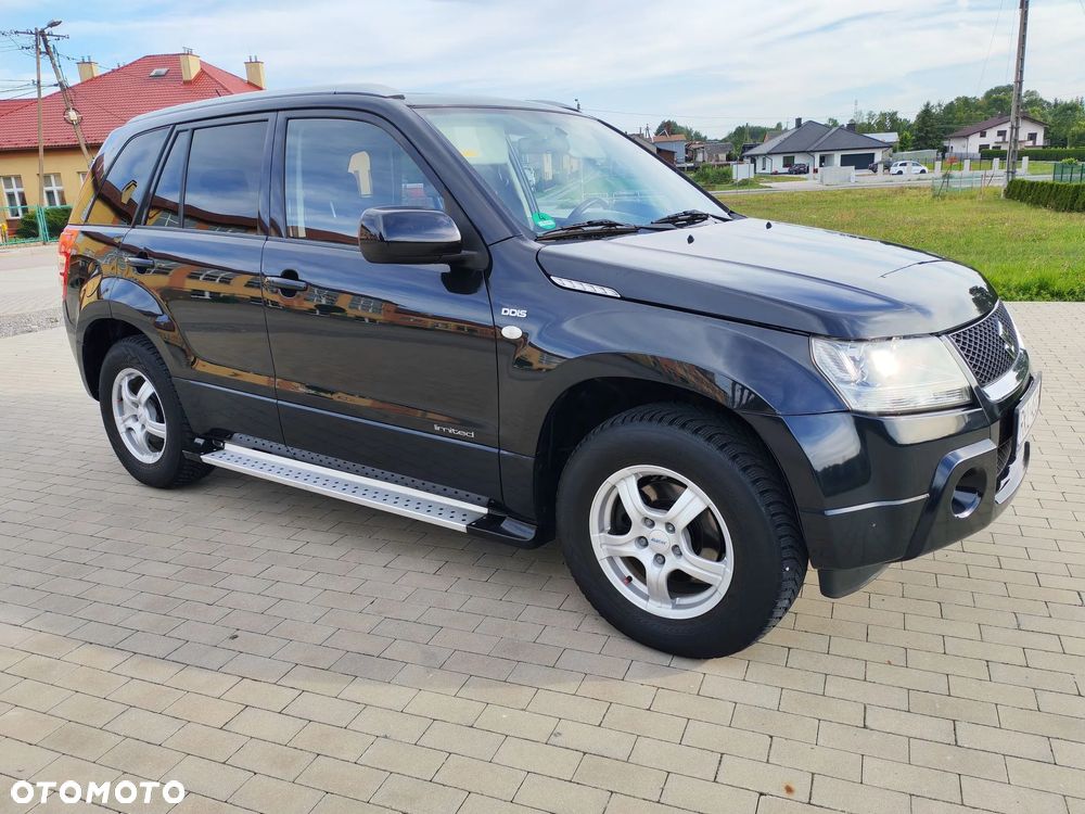 Suzuki Grand Vitara 1.9 DDiS Comfort DPF Limited - 3