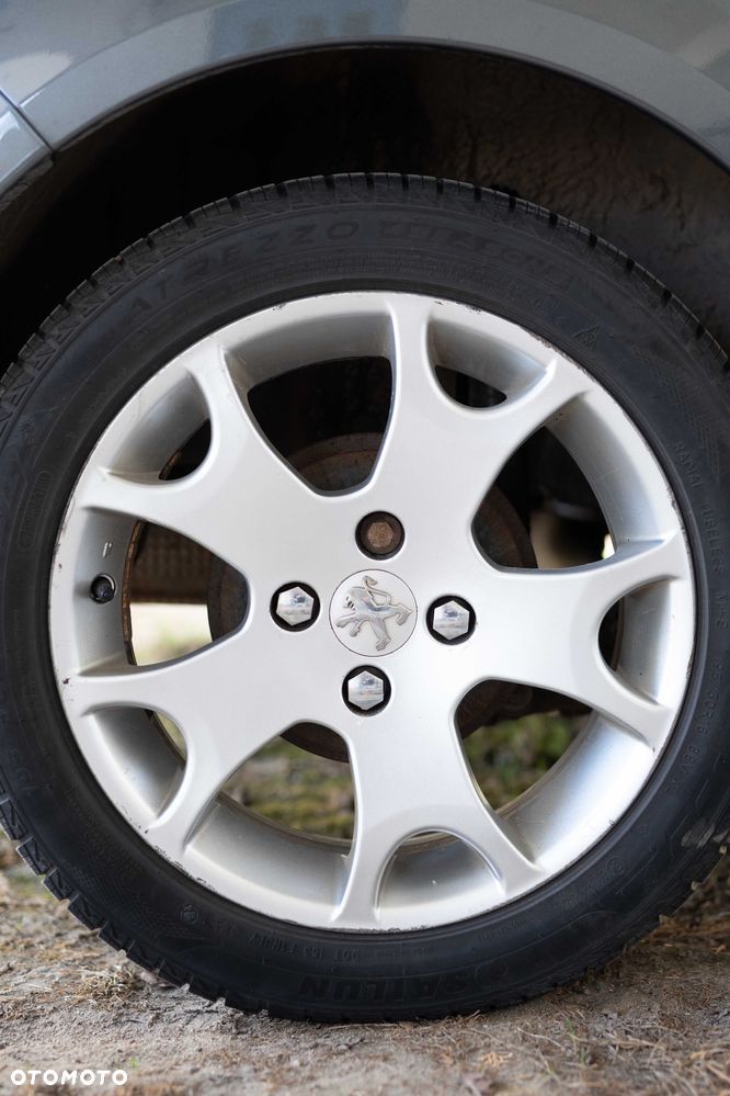 Peugeot 1007 1.4 Happy - 18