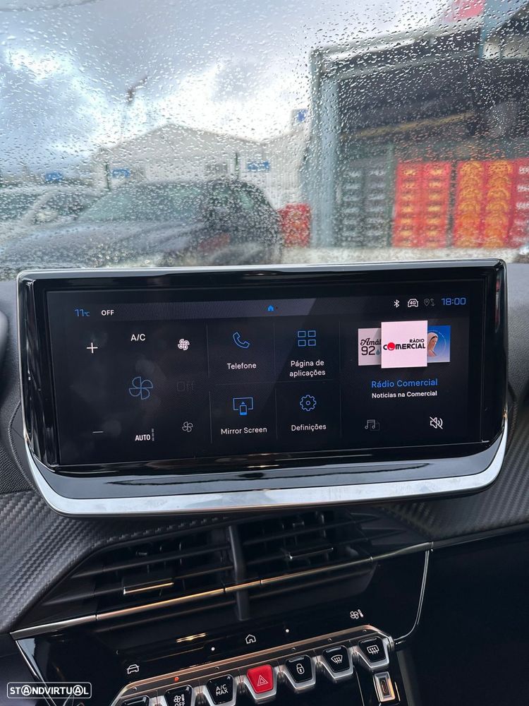 Peugeot 208 1.2 Hybrid Allure e-DCS6 - 10