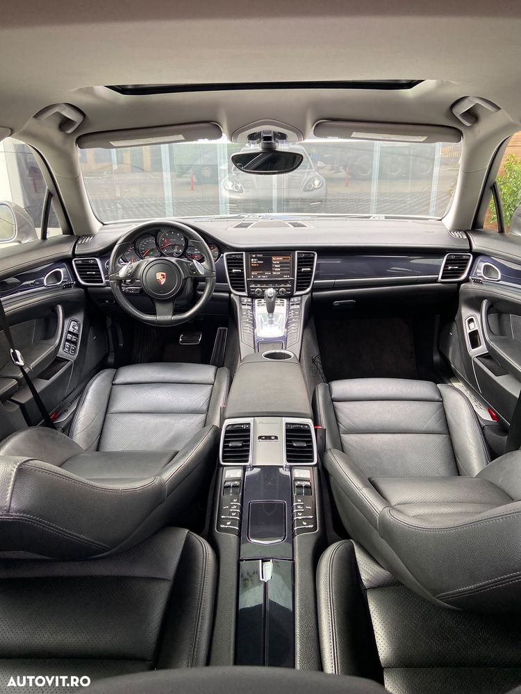 Porsche Panamera 4 PDK - 4