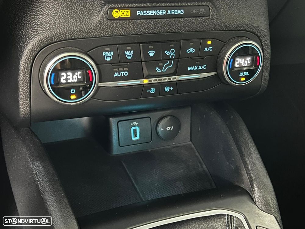 Ford Focus SW 1.5 TDCi EcoBlue Active - 14