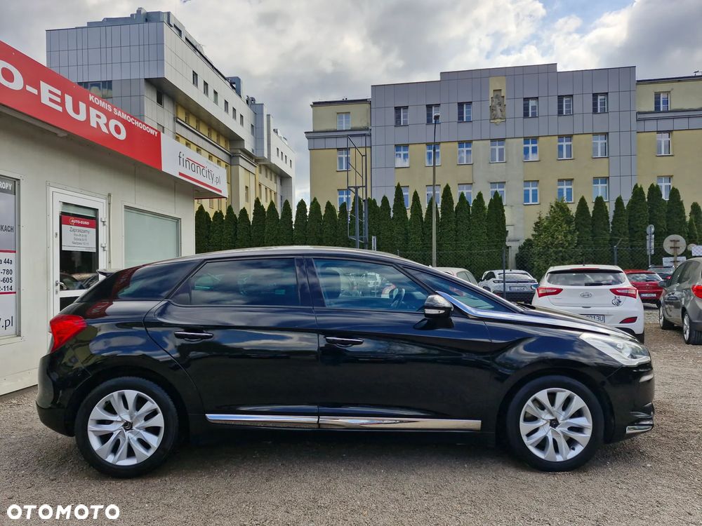 Citroën DS5 HDi 165 Business - 6